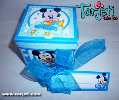 Invitación en cajita Mickey Mouse Bebe 18